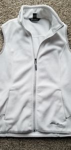 Eddie Bauer | white fleece vest